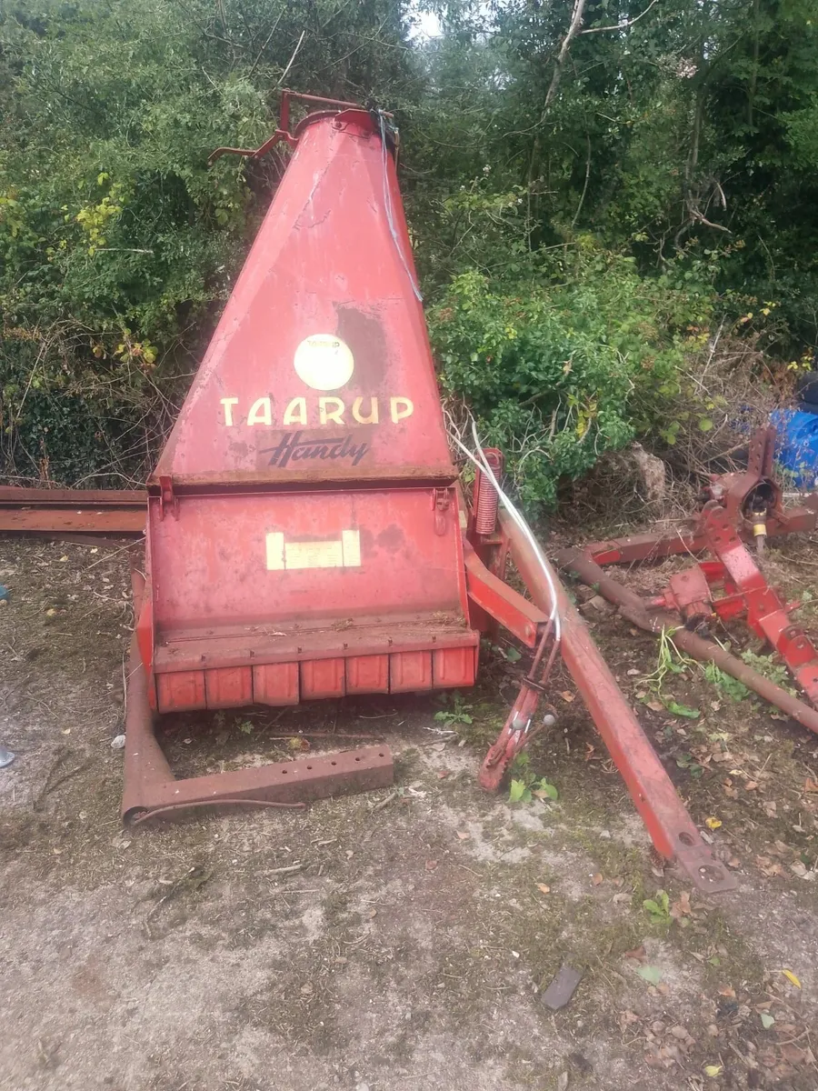 Tarrup 42" inch harvester and heavy land leveller - Image 1