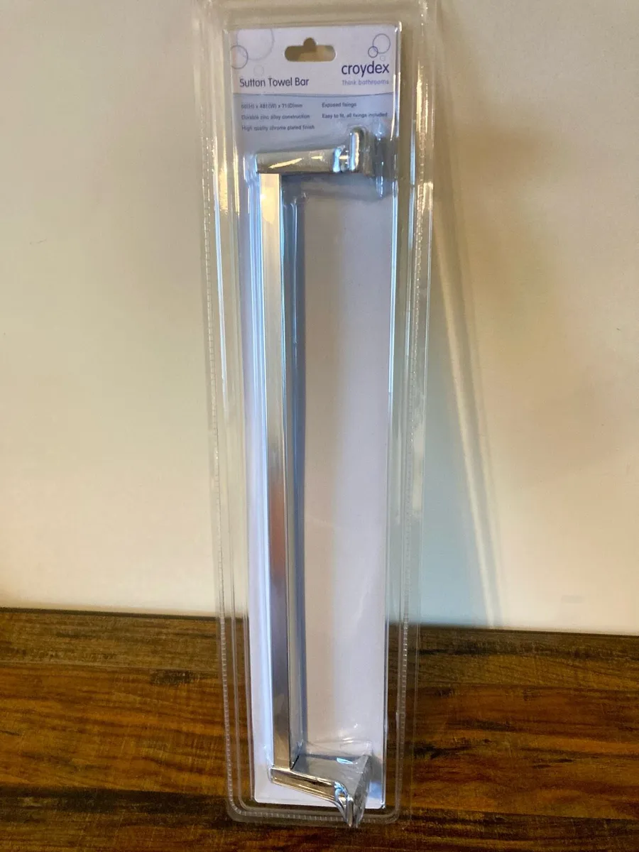 New Croydex Sutton Chrome Towel Bar - Unopened - Image 2
