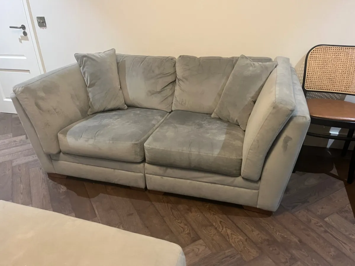 Couch - Image 3