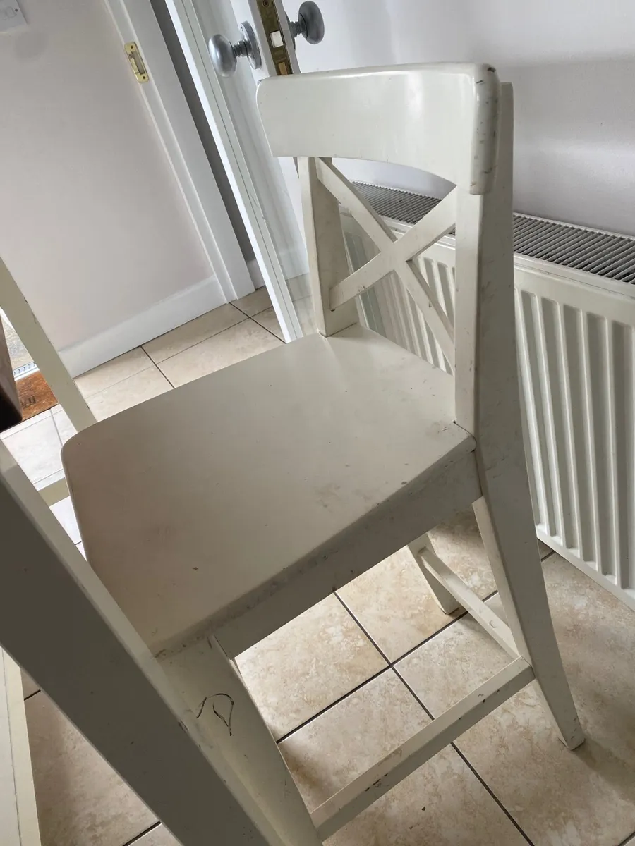 Kitchen island - Image 1
