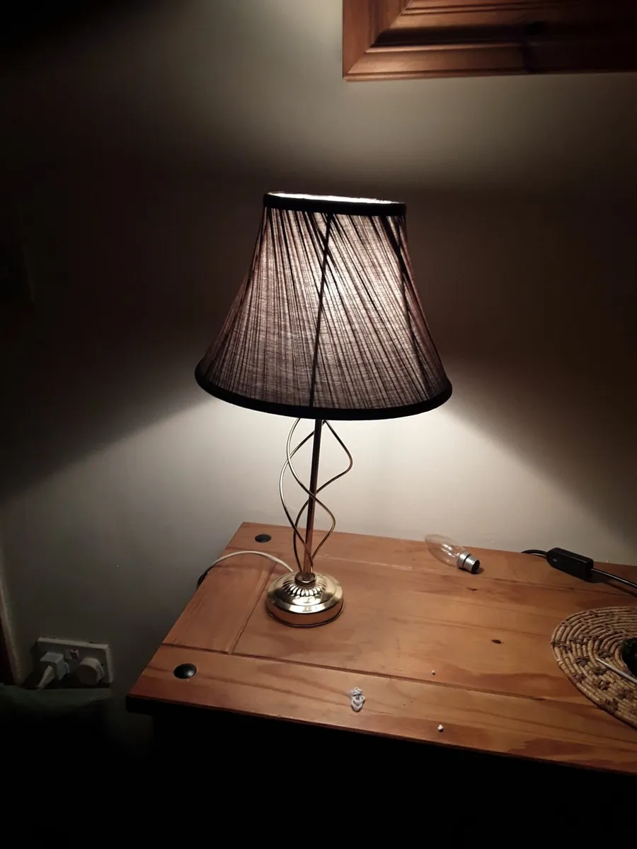 Art deco table lamp bottle green shade - Image 1