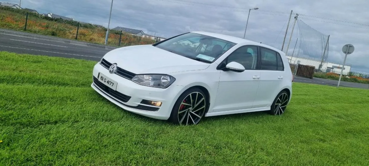 2015 Volkswagen Golf Highline*** New Nct 09/26 *** - Image 3