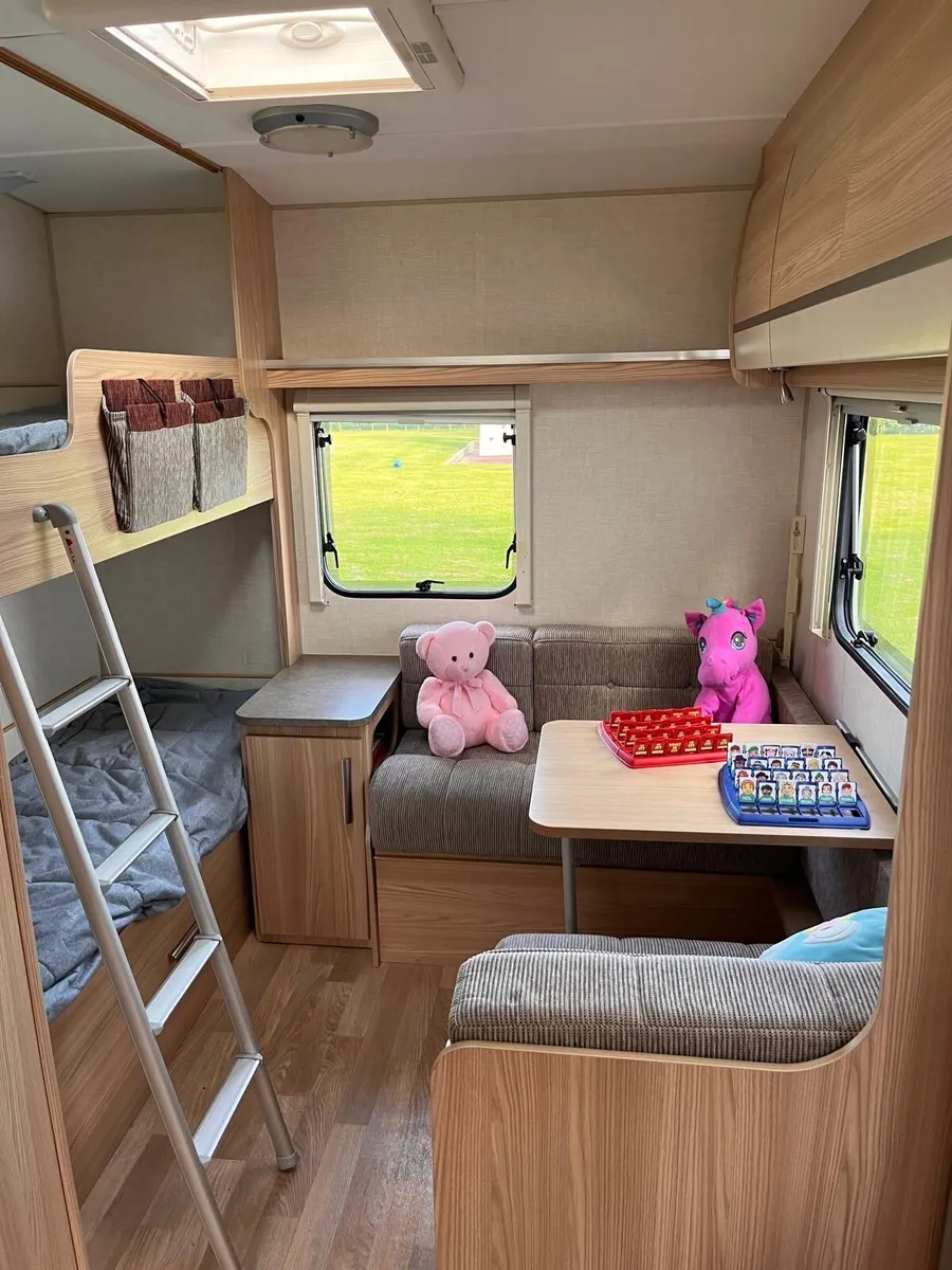 2012 ,6 berth coachman amara - Image 1