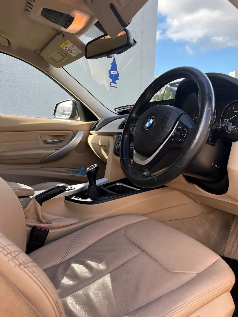 BMW 320d - Image 4