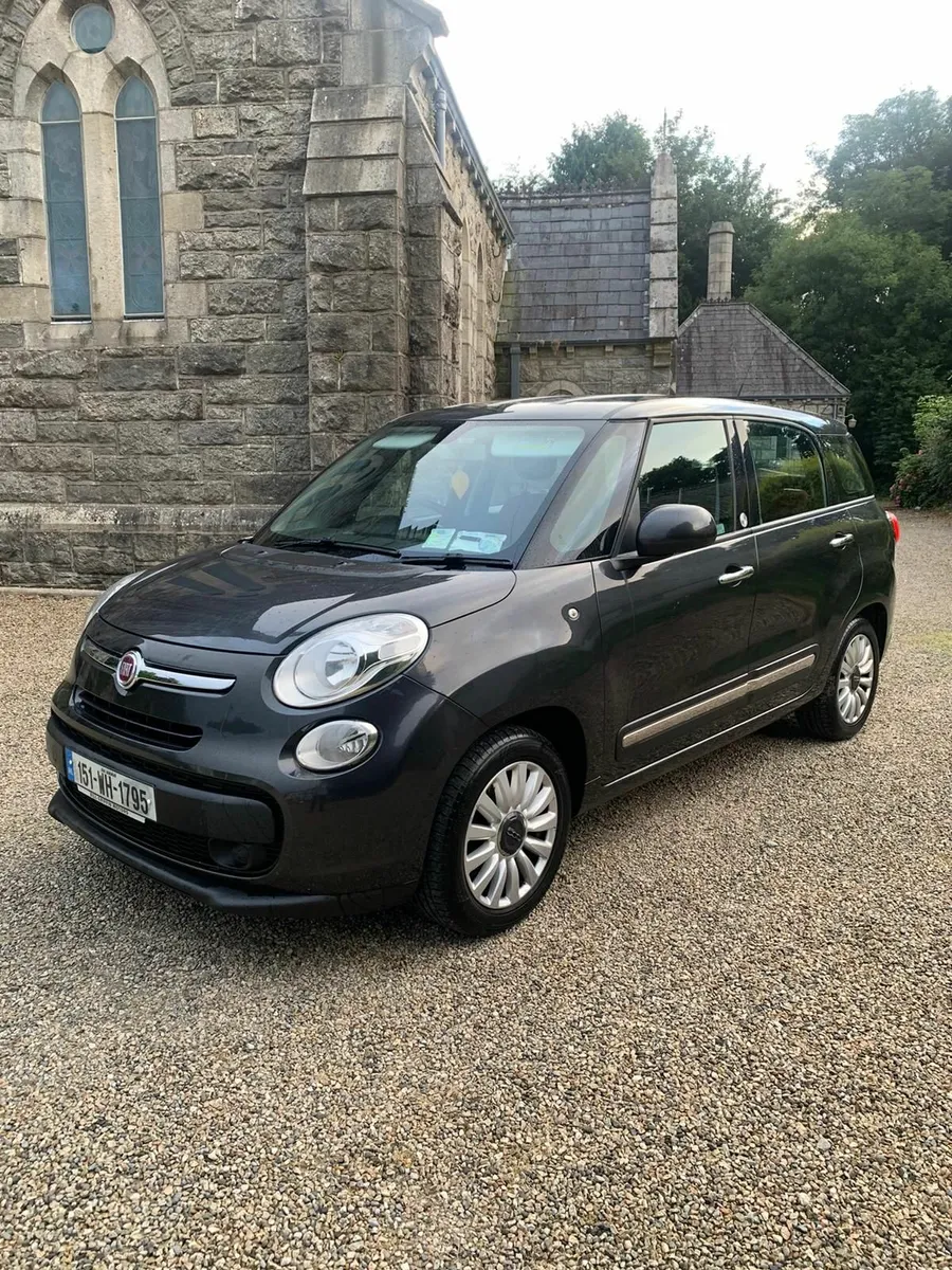Fiat 500L 2015 - Image 1
