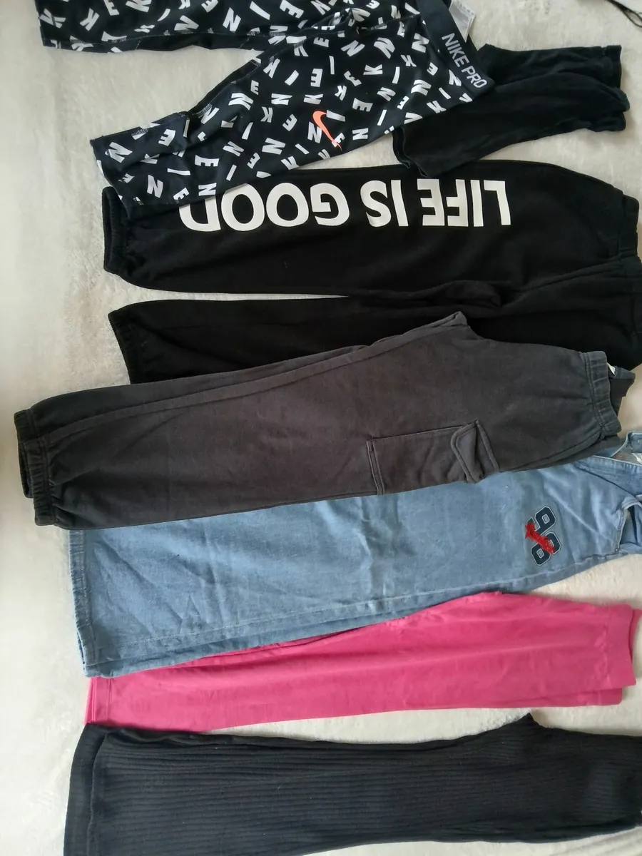 Clothes - Image 4