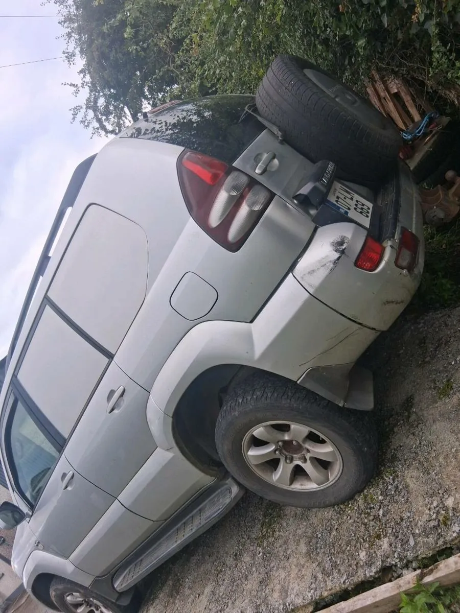 Land cruiser - Image 3