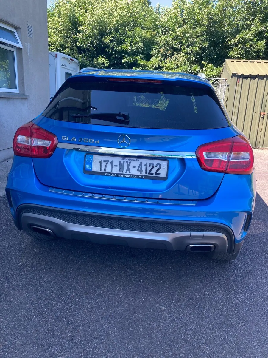 LOW MILAGE Mercedes GLA AMG Line Automatic - Image 3
