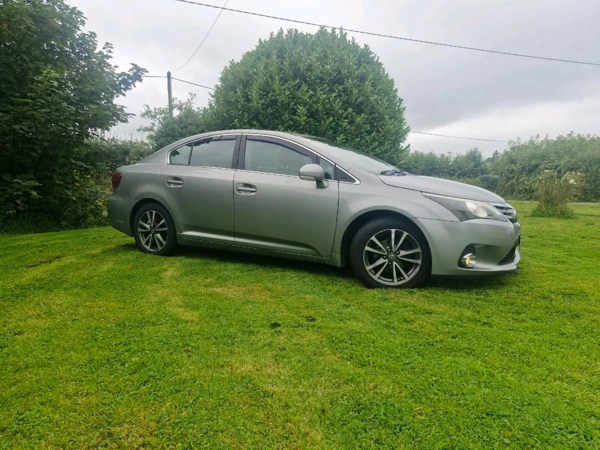 Toyota Avensis - Image 4