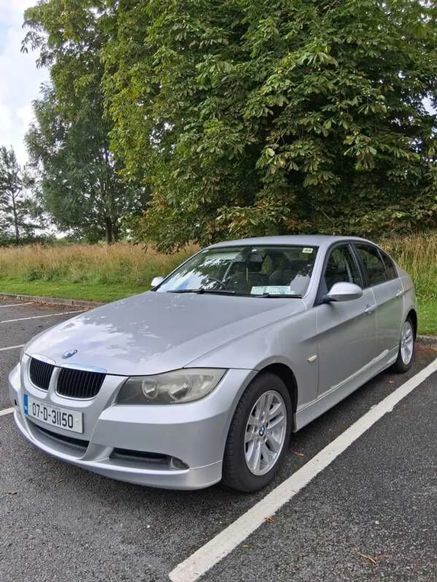BMW 3-Series 2007 316i petrol 4-door saloon - Image 1