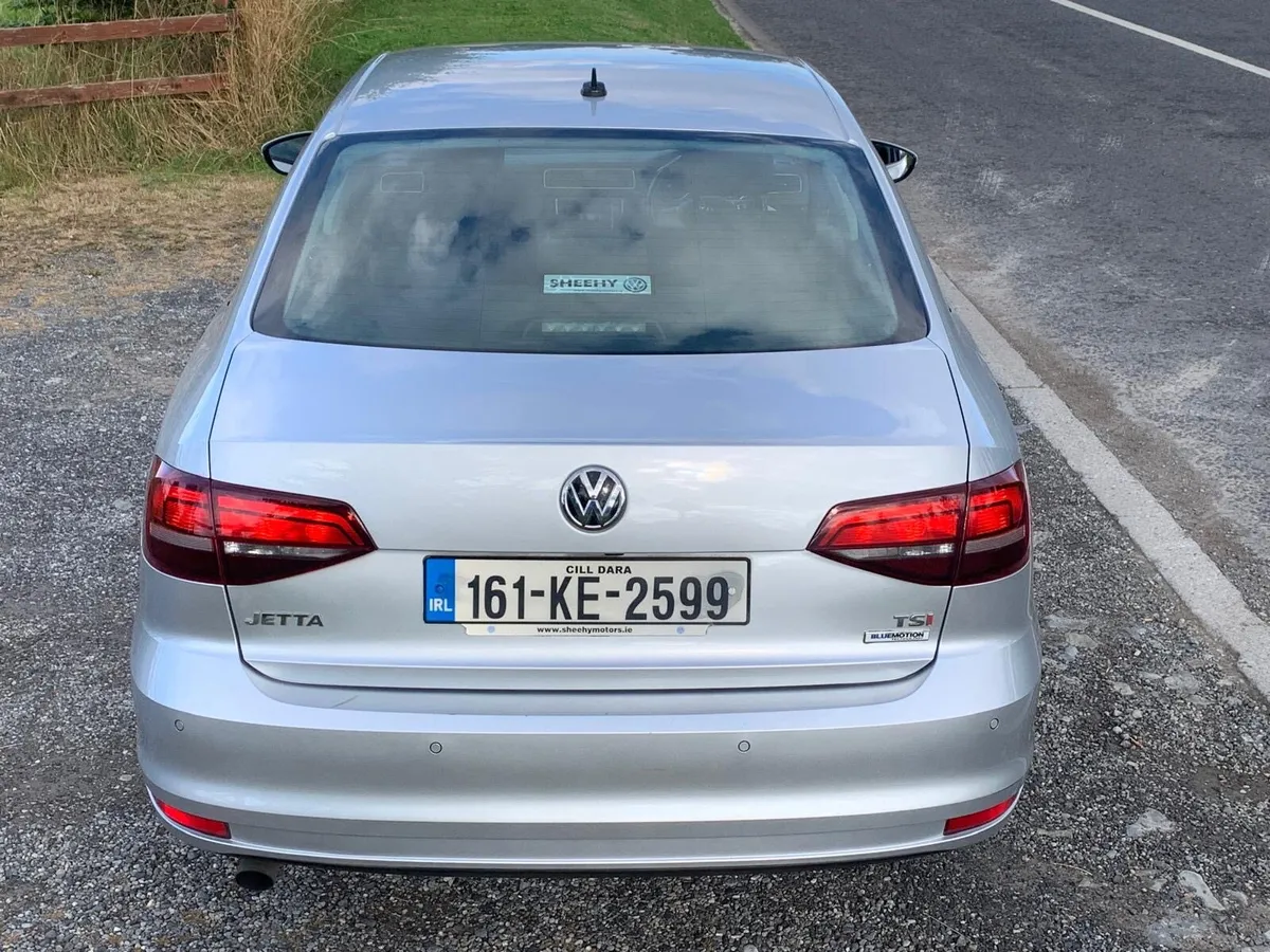 2016 Volkswagen Jetta - Image 3