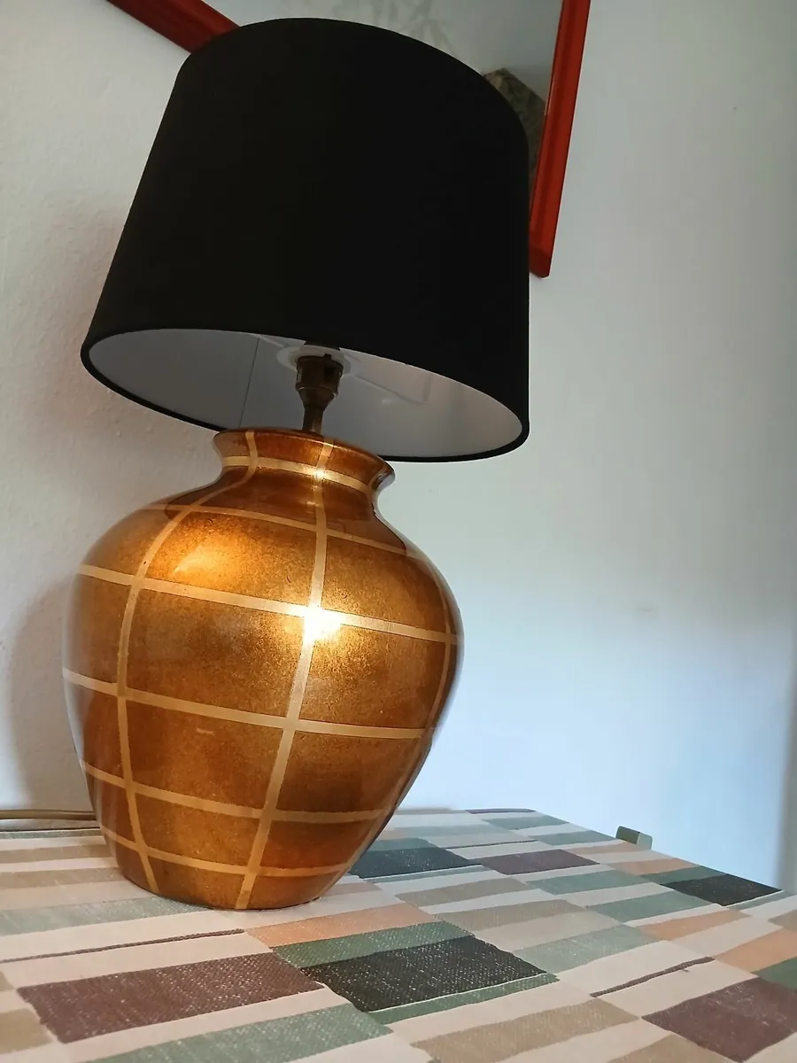 Vintage Endon Golden Table Lamp. - Image 1