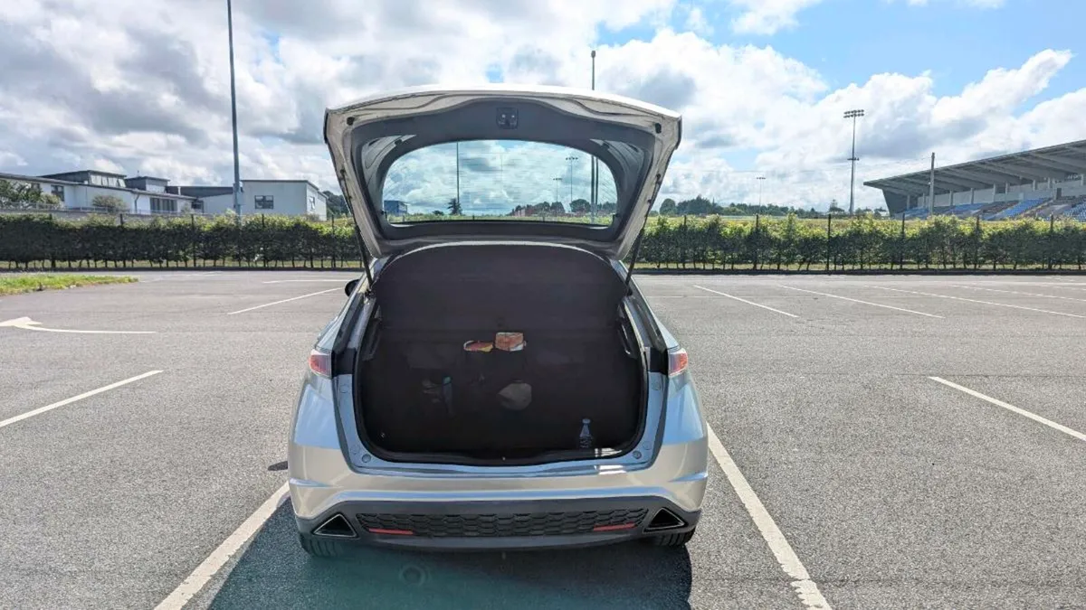Honda Civic - Image 4