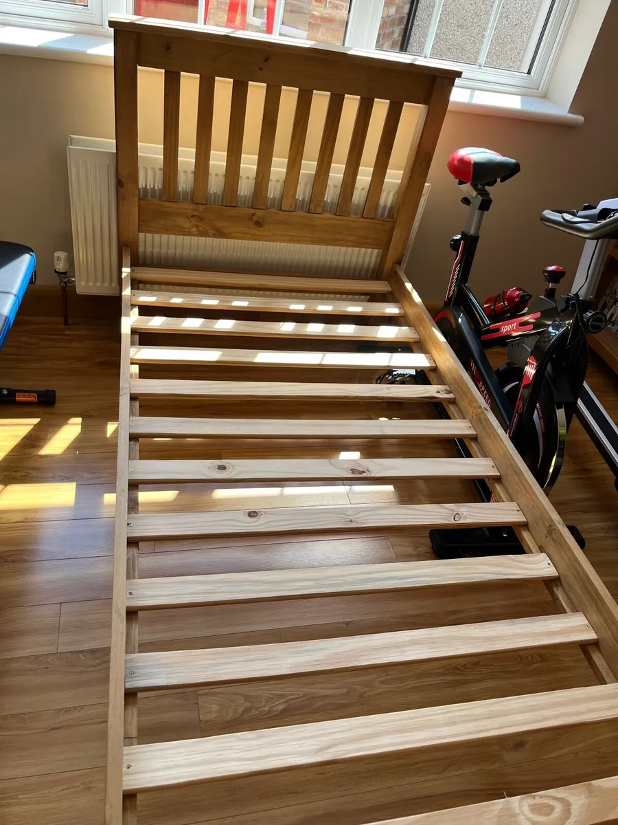 Bed - Image 1