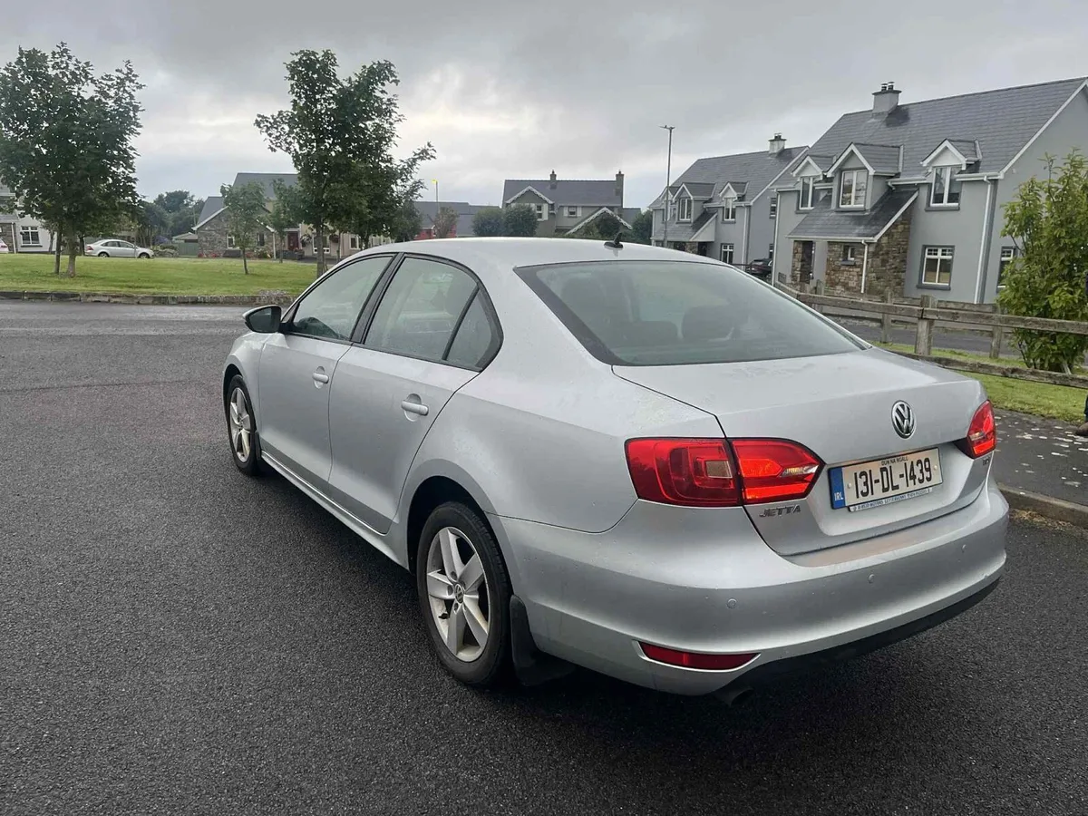 2013 Volkswagen Jetta 1.6 TDI 105 BHP - Image 4