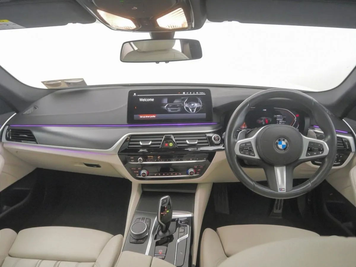 BMW 5 Series 520d M Sport Saloon - Image 4