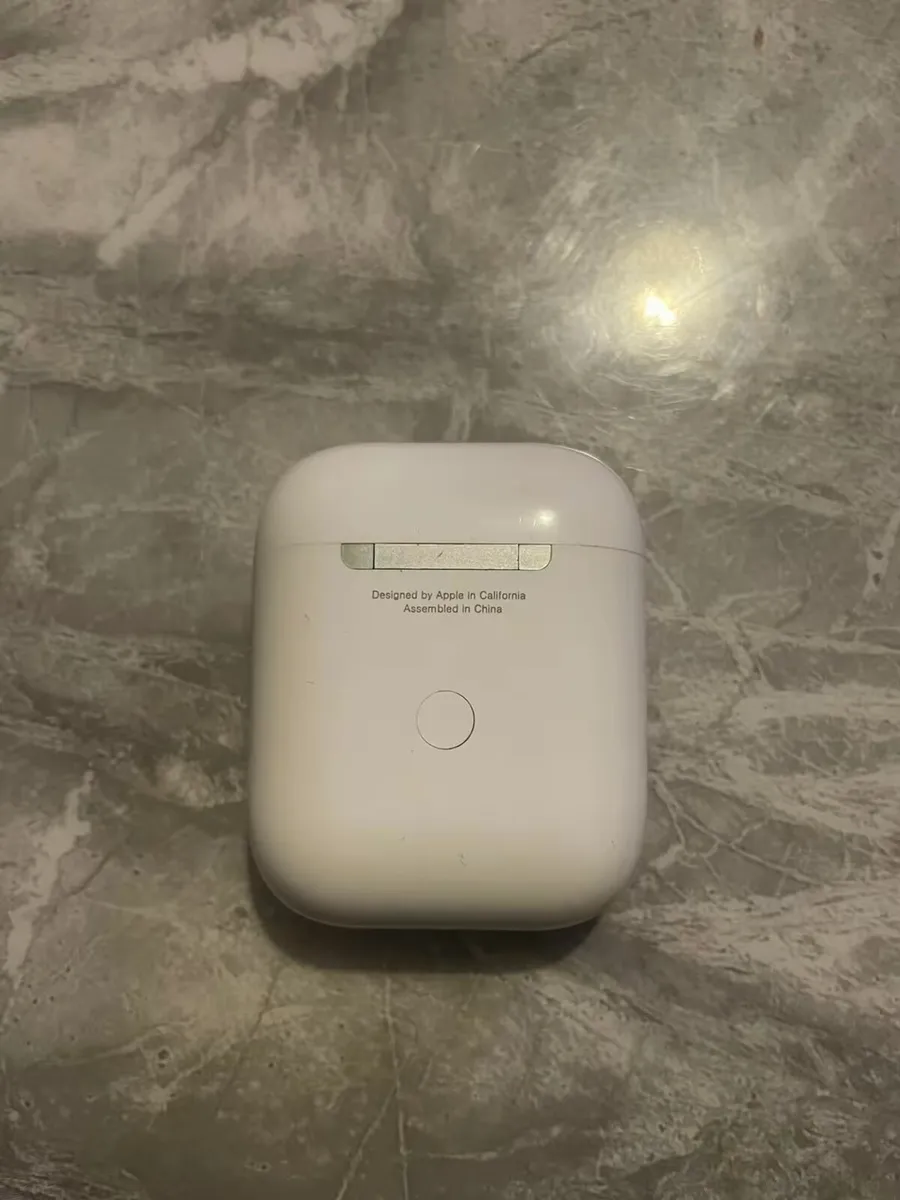 Apple AirPods gen 2 - Image 2
