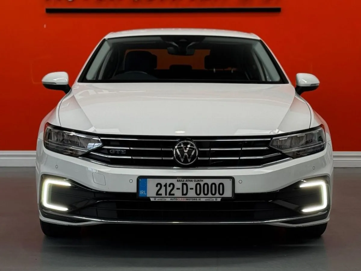 Volkswagen Passat GTE DSG  65 - Image 3