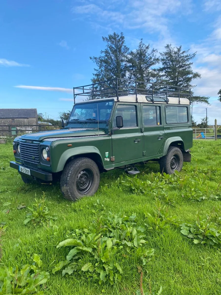 Land Rover 110 defender - Image 3