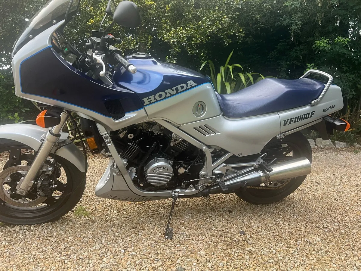 Honda VF1000f - Image 2
