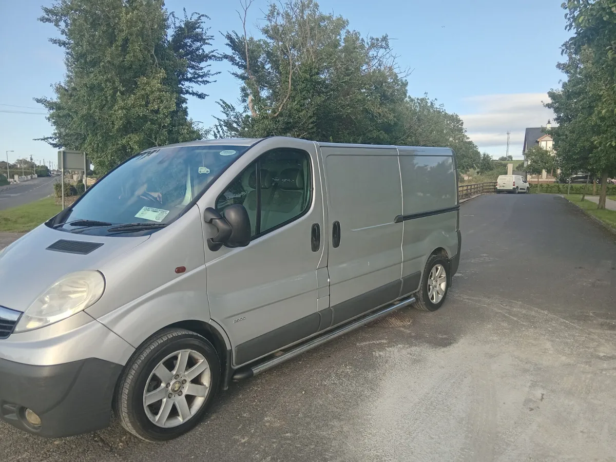 Opel Vivaro 2008 - Image 1
