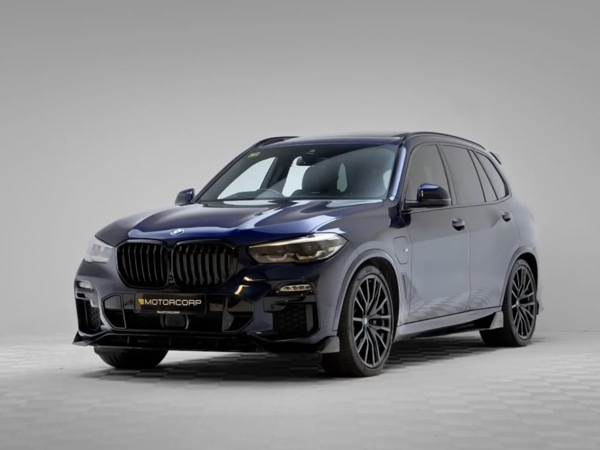 BMW X5 45E M Sport Xdrive  pan Roof - Image 3