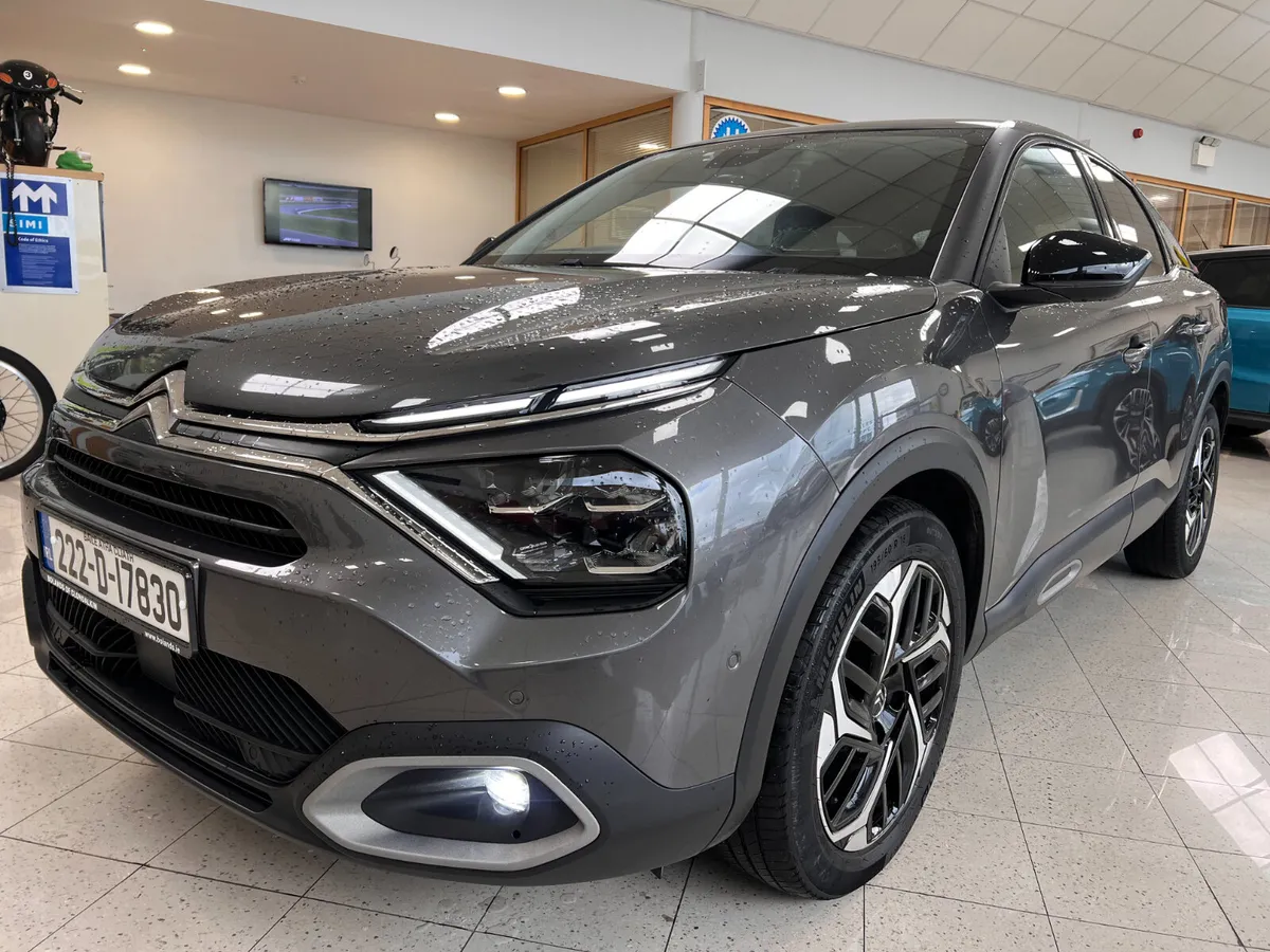 RARE AUTOMATIC DIESEL Top Spec FULL LEATHER As New - Image 1