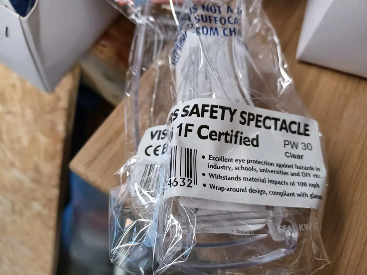 Safety glasses - Image 2