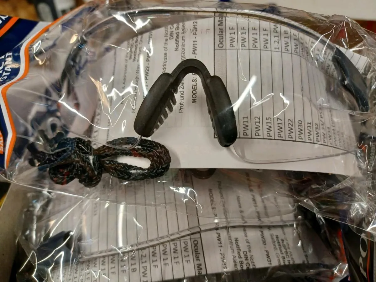 Safety glasses - Image 4