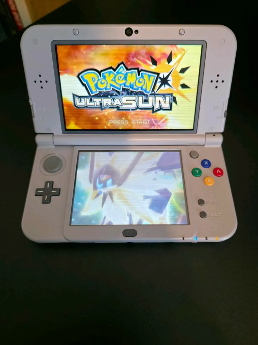 New Nintendo 3DS XL SNES Limited Edition - Image 2