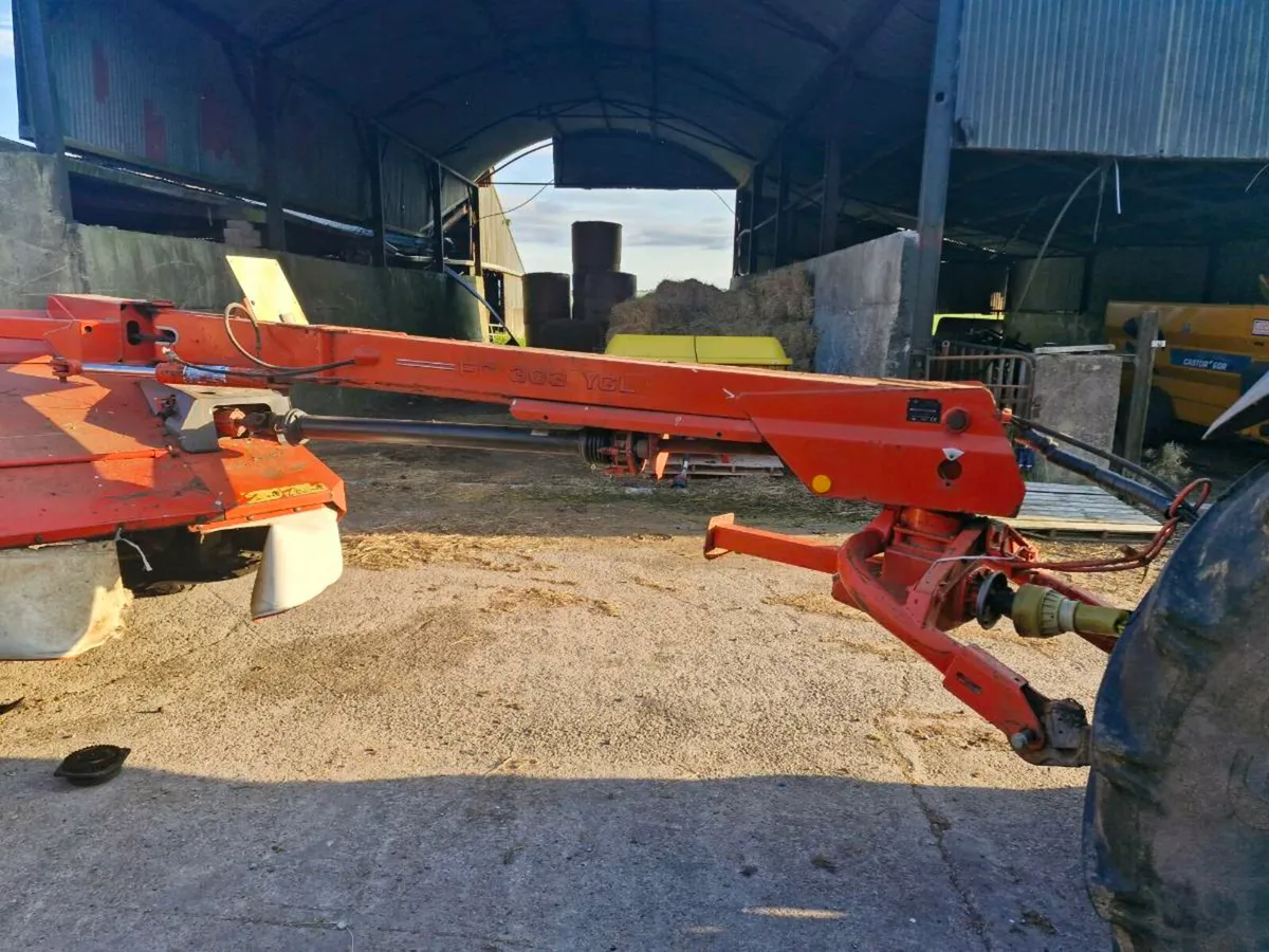 Kuhn 10ft mower - Image 3