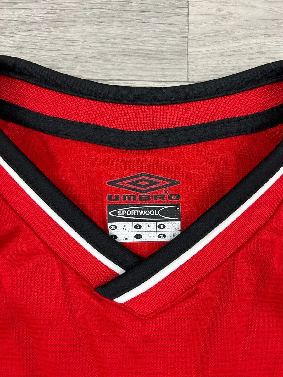 Vintage 2000 Umbro Manchester United Home Jersey L - Image 4