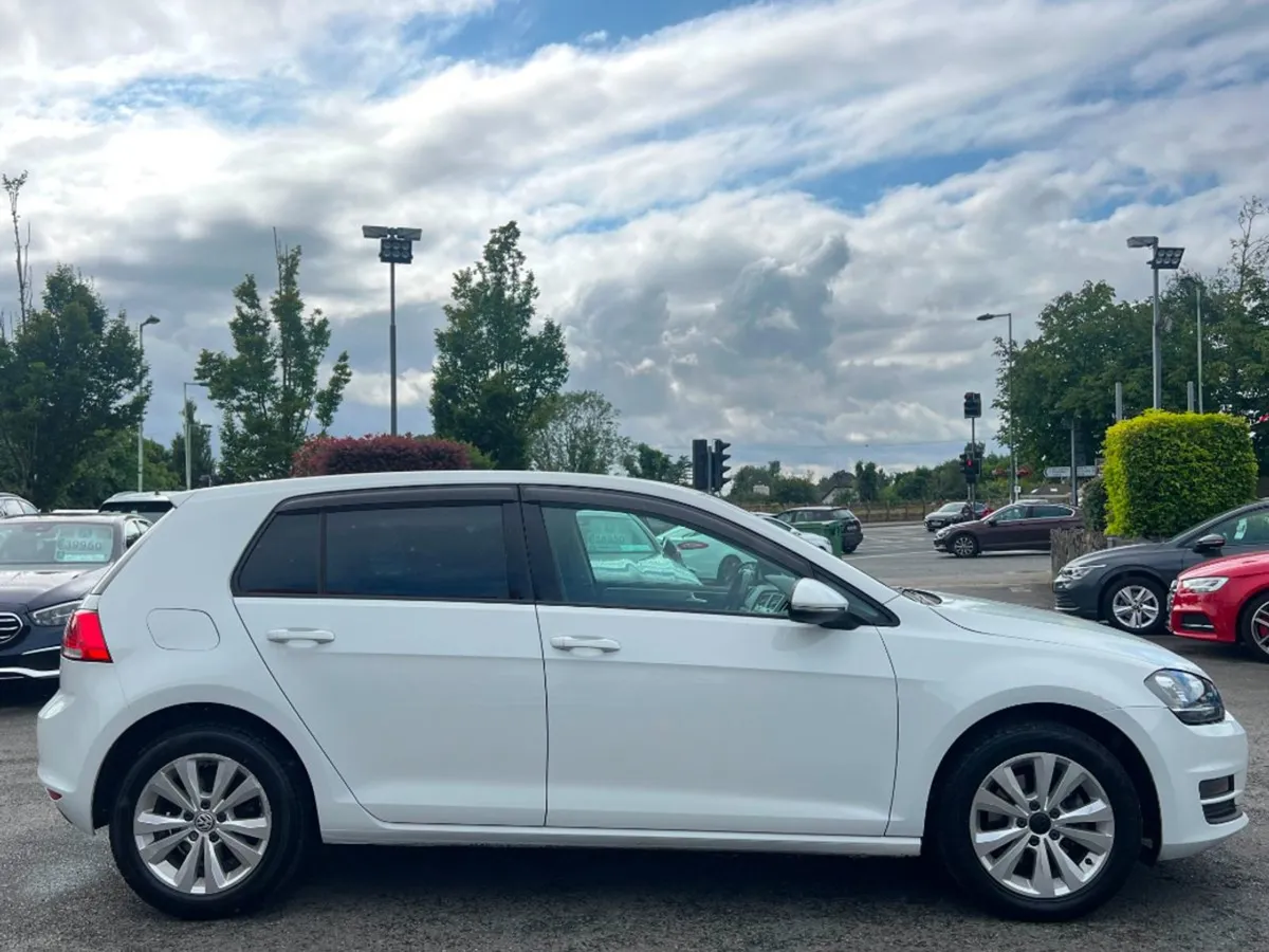 Volkswagen Golf Comfortline 5DR Auto 1.2 TSI  gre - Image 4