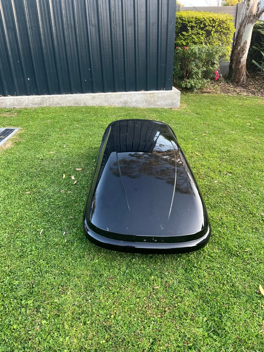 Thule Roof Box - Ocean 200 - Image 3