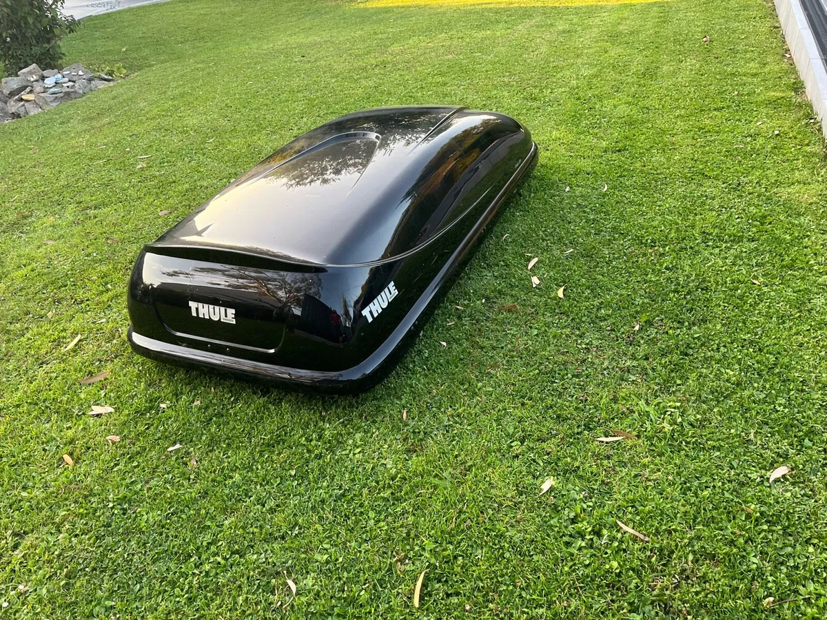 Thule Roof Box - Ocean 200 - Image 1