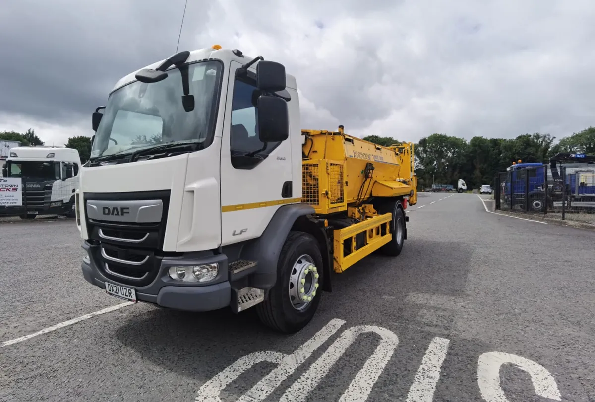 2021 Daf LF260 4x2 18 ton Econ twin auger hotbox - Image 2