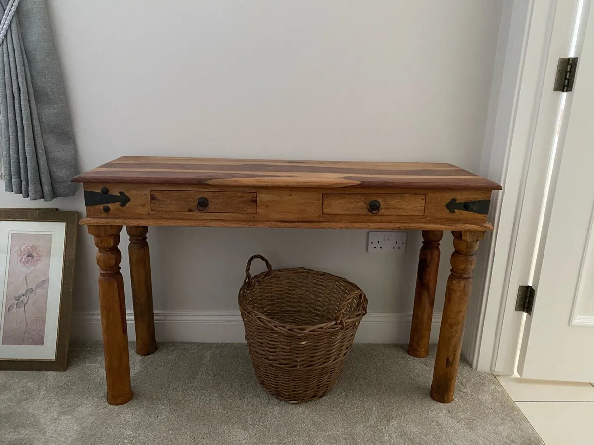Console Table - Image 1