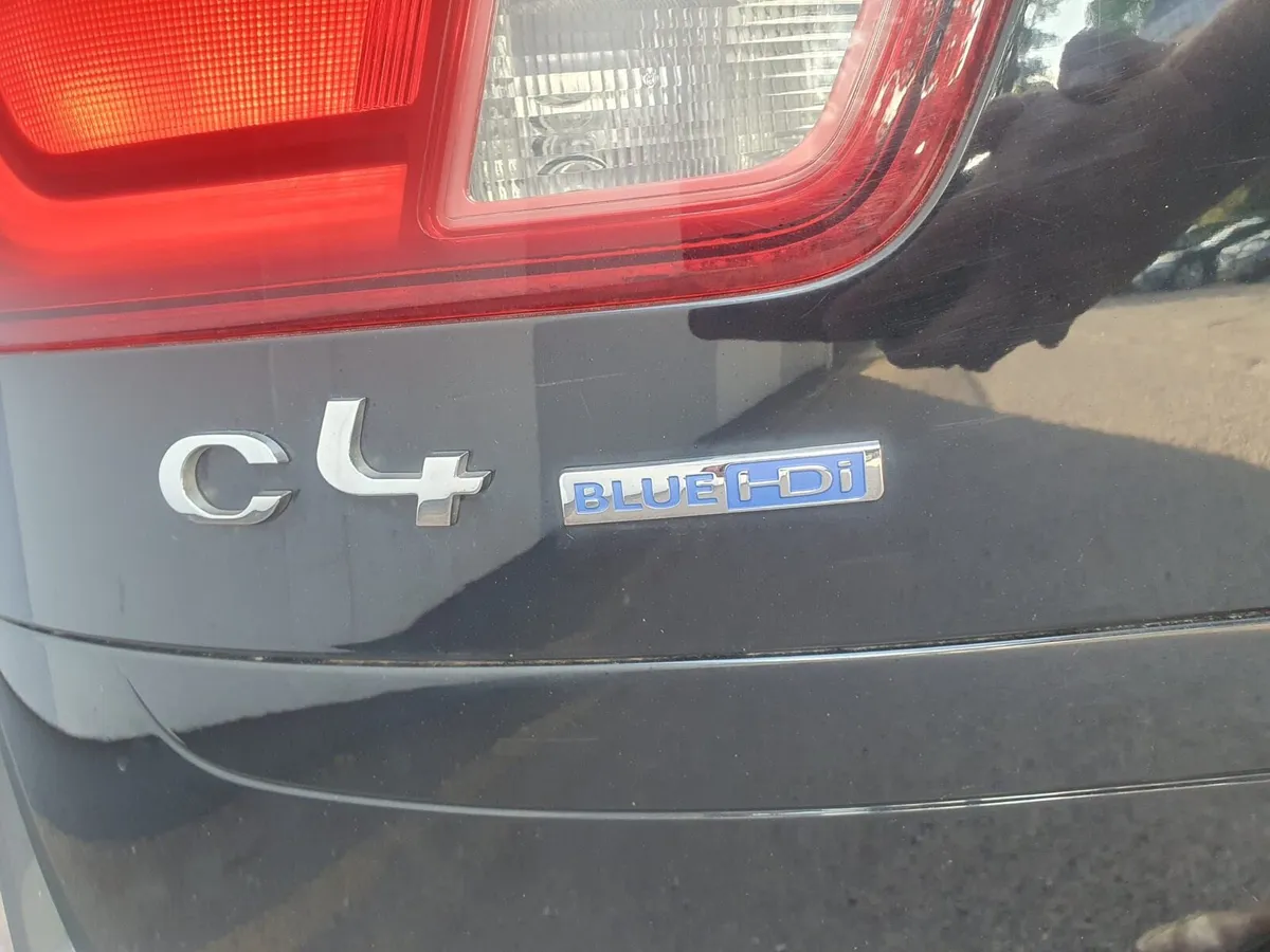 2016 CITROËN PICASSO C4 7 SEATER DIESEL - Image 3