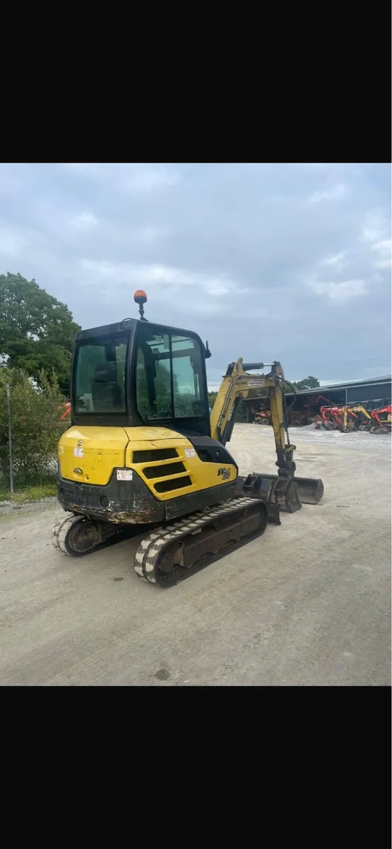 Yanmar sv26 - Image 3