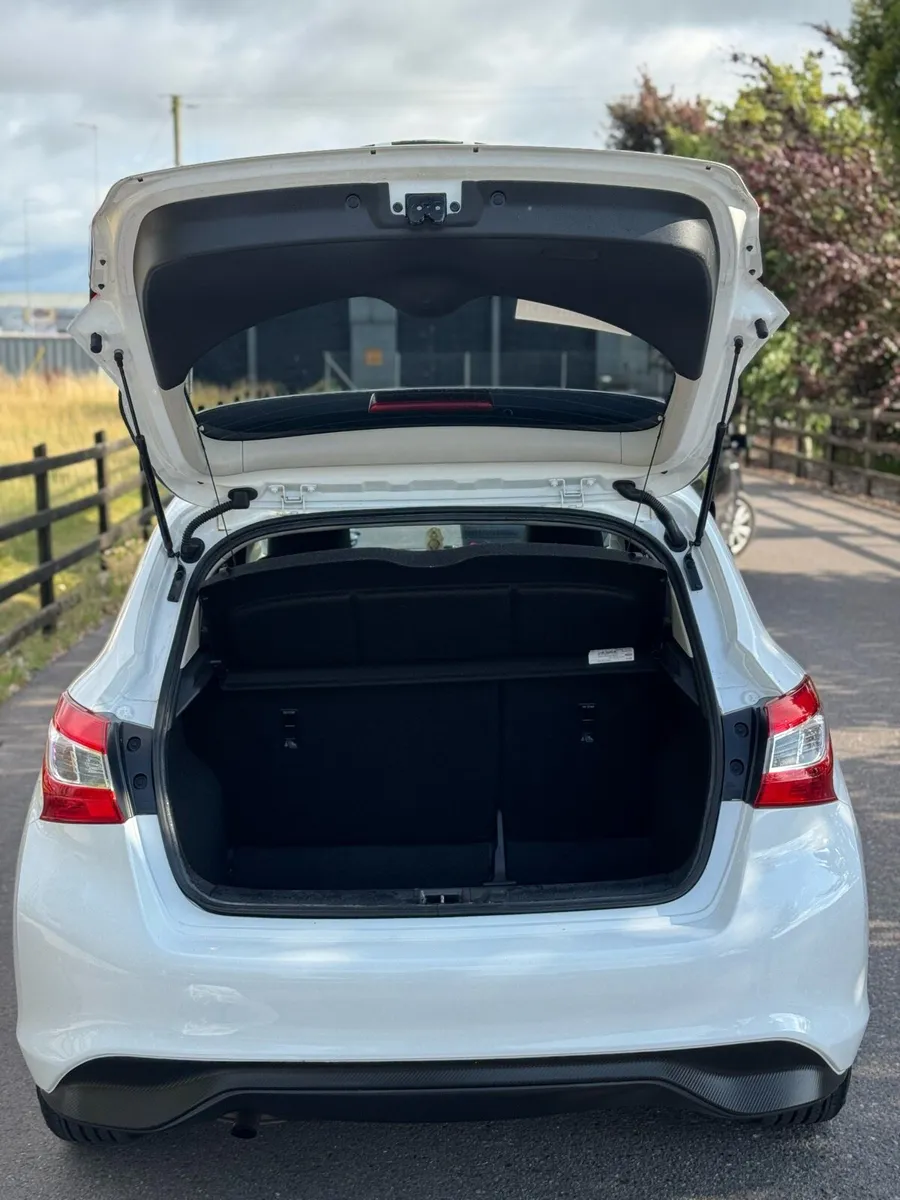 Nissan Pulsar 1.2 - Image 4