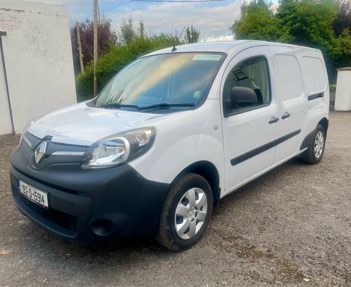 192 KANGOO  ZE electric VERY LOW KILOMETRES (11k) - Image 4