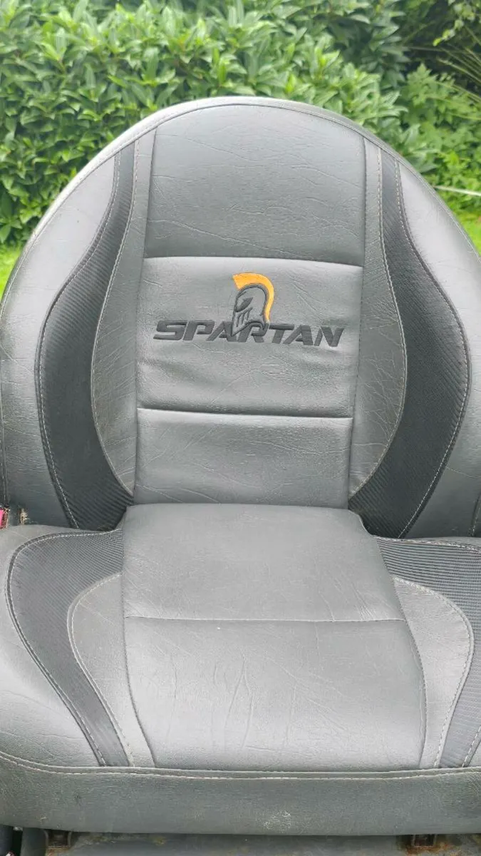 27HP ZERO TURN - Image 4