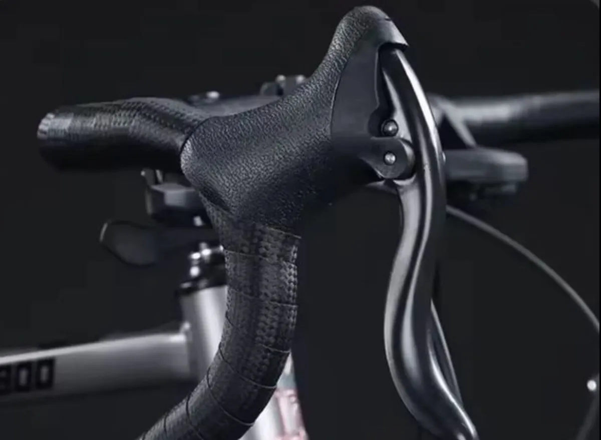 BRAND NEW Pidgeon Road Bike - Image 2