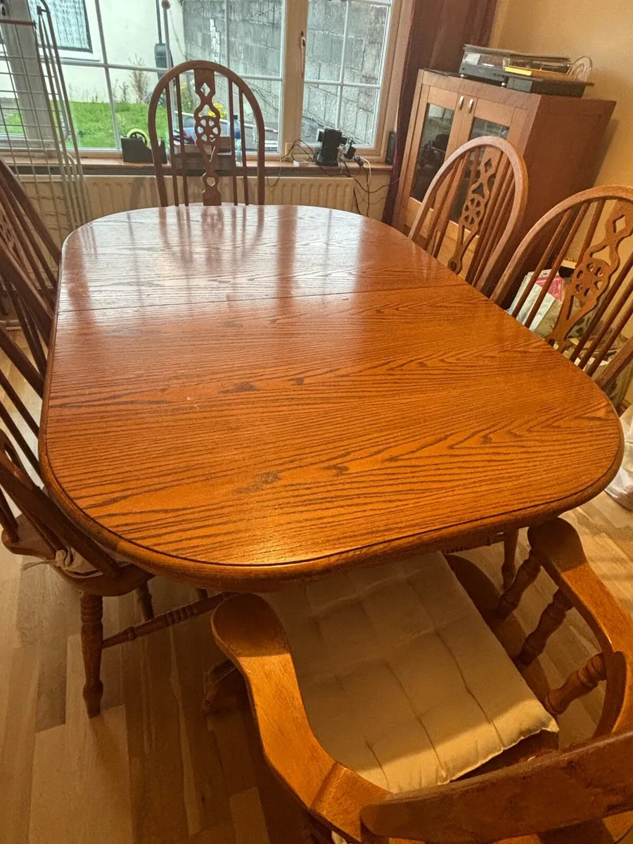 Dining table & chairs - Image 1