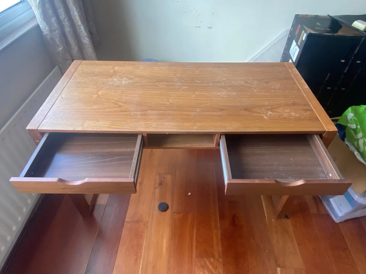 Office desk - Image 2