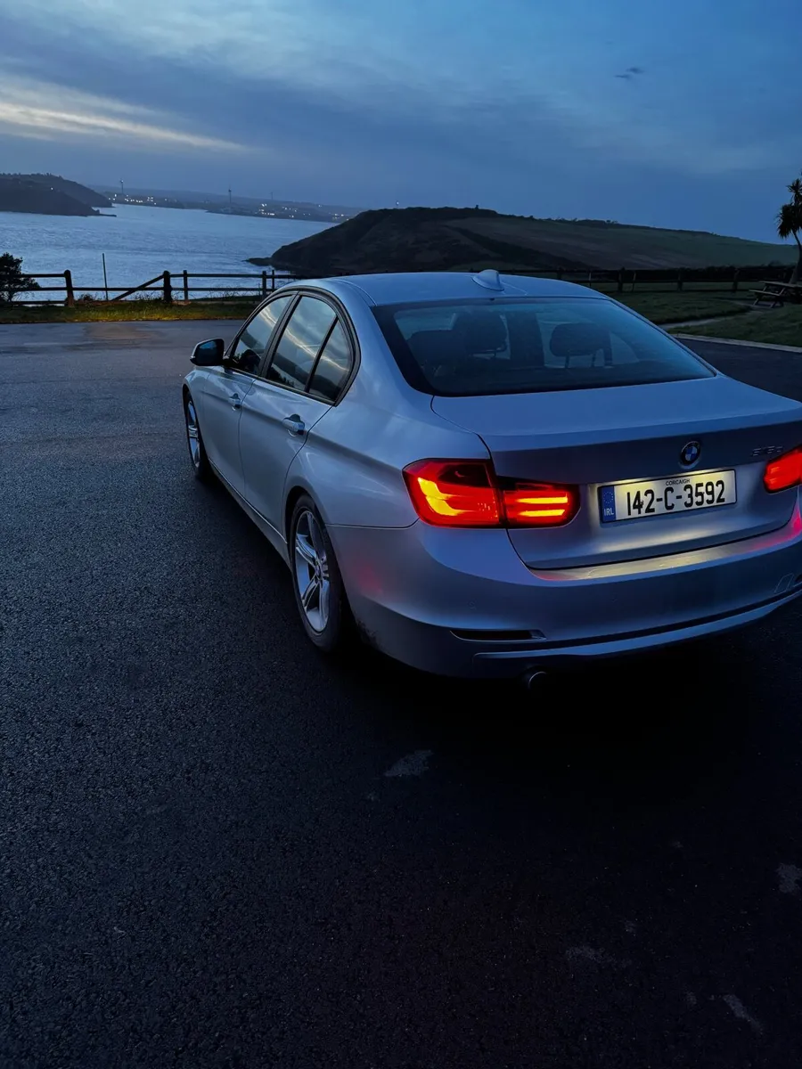 BMW 3-Series 2014 - Image 3