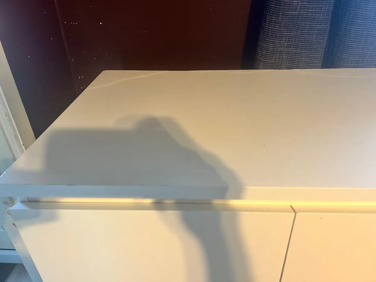 Chest of drawers - Image 2