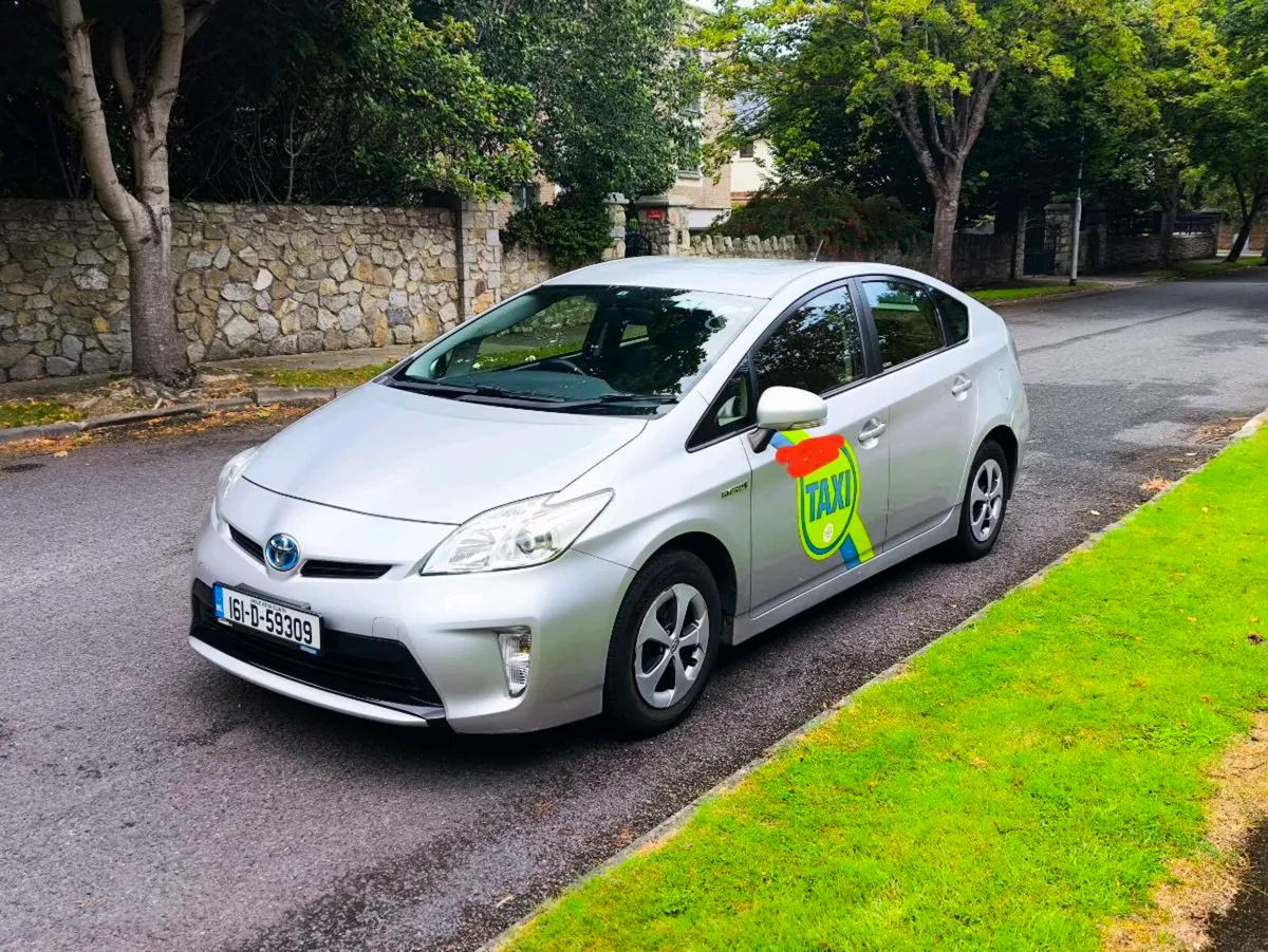 2016 PRIUS HYBRID EX TAXI - Image 2