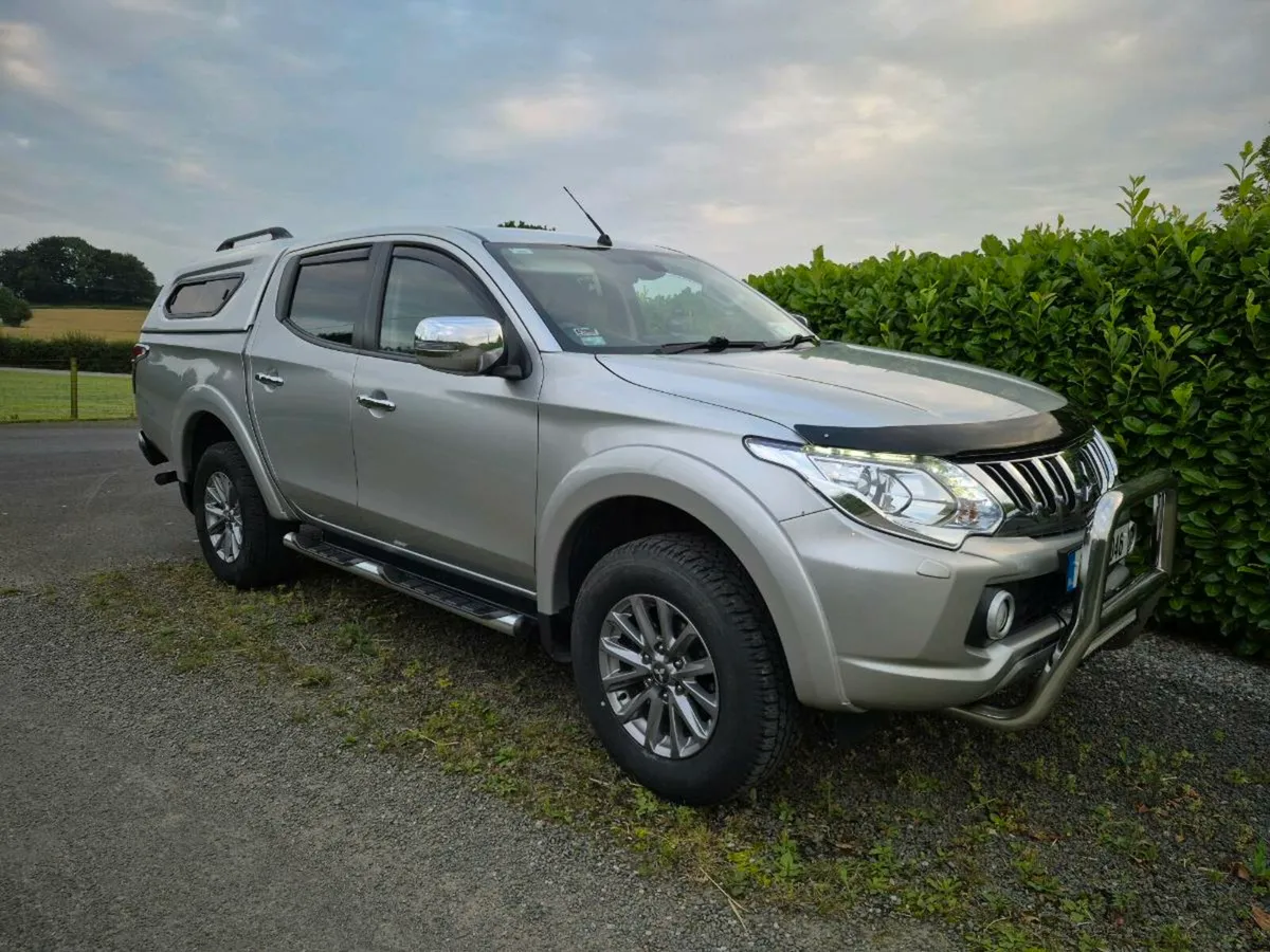 Mitsubishi L200 2016 low milage automatic - Image 1