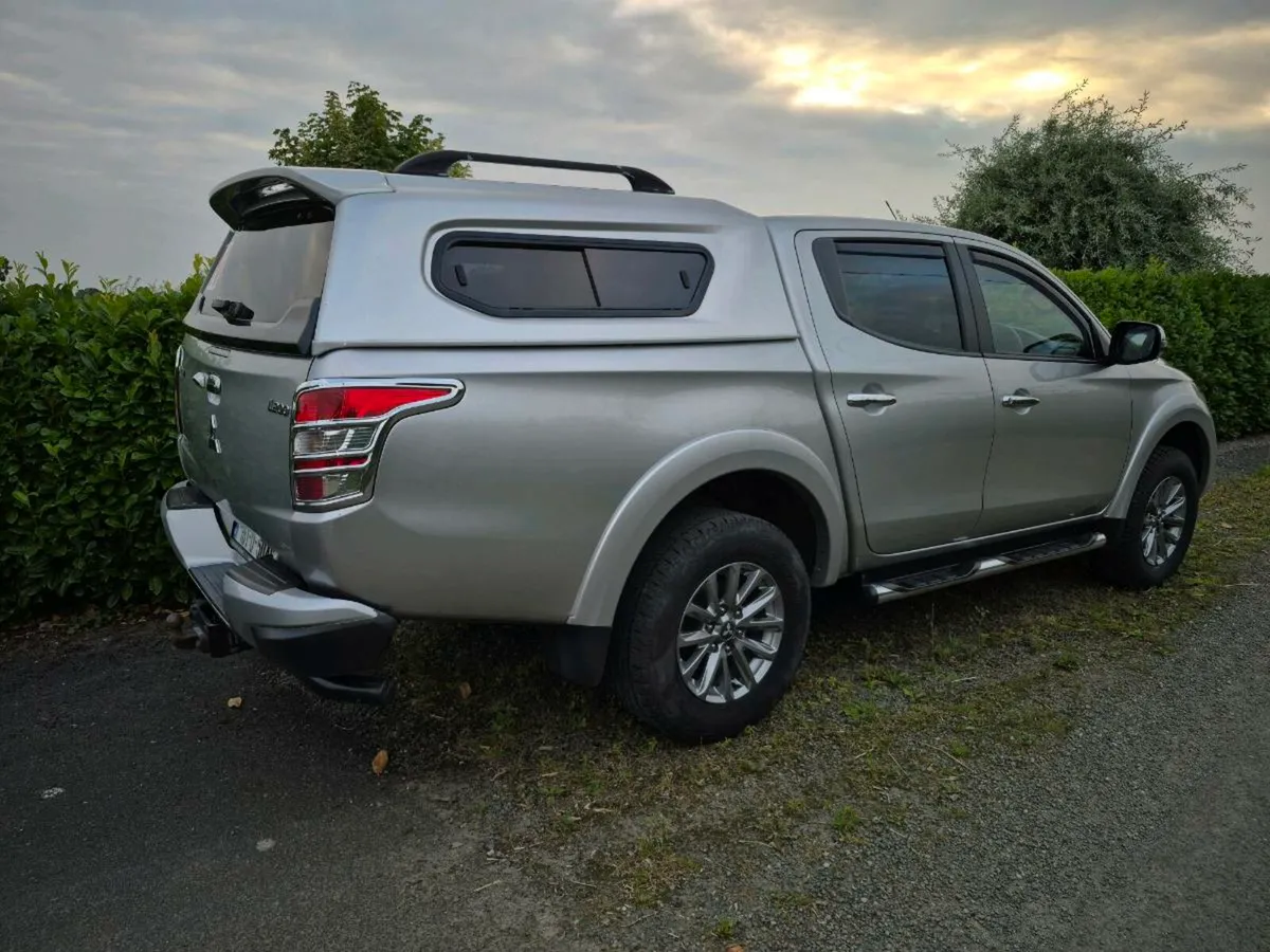 Mitsubishi L200 2016 low milage automatic - Image 3